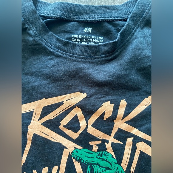 Bundle of h&m long sleeve shorts for boys - Picture 4 of 11